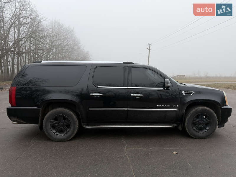 Позашляховик / Кросовер Cadillac Escalade 2007 в Умані фото 5 Позашляховик / Кросовер Cadillac Escalade 2007 в Умані