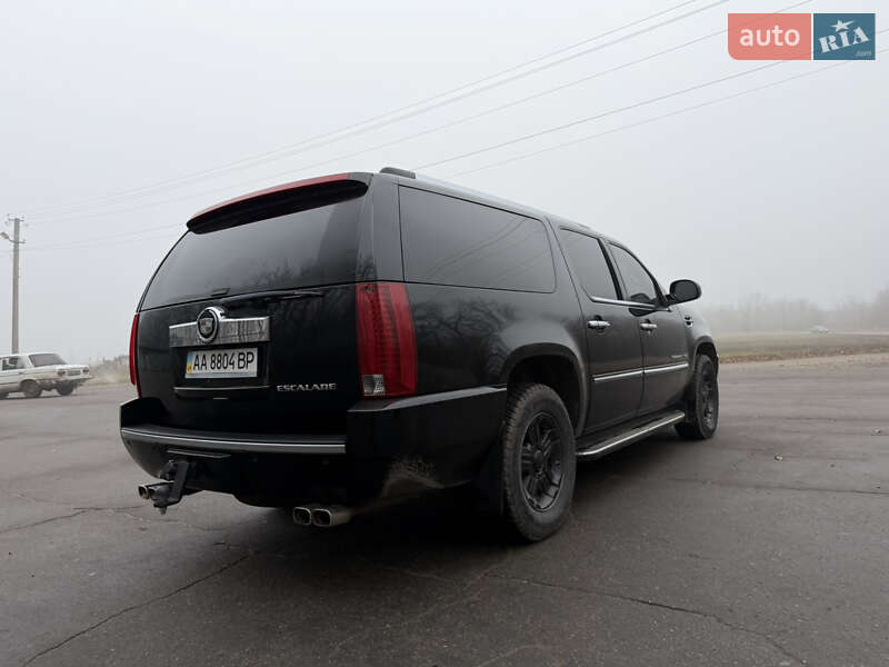 Позашляховик / Кросовер Cadillac Escalade 2007 в Умані фото 18 Позашляховик / Кросовер Cadillac Escalade 2007 в Умані