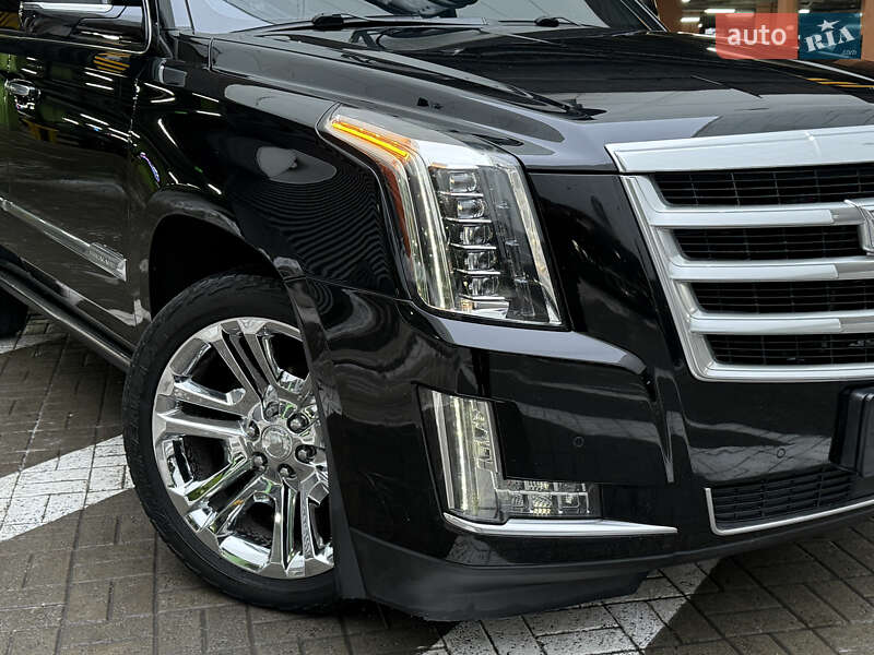 Позашляховик / Кросовер Cadillac Escalade 2014 в Києві фото 6 Позашляховик / Кросовер Cadillac Escalade 2014 в Києві