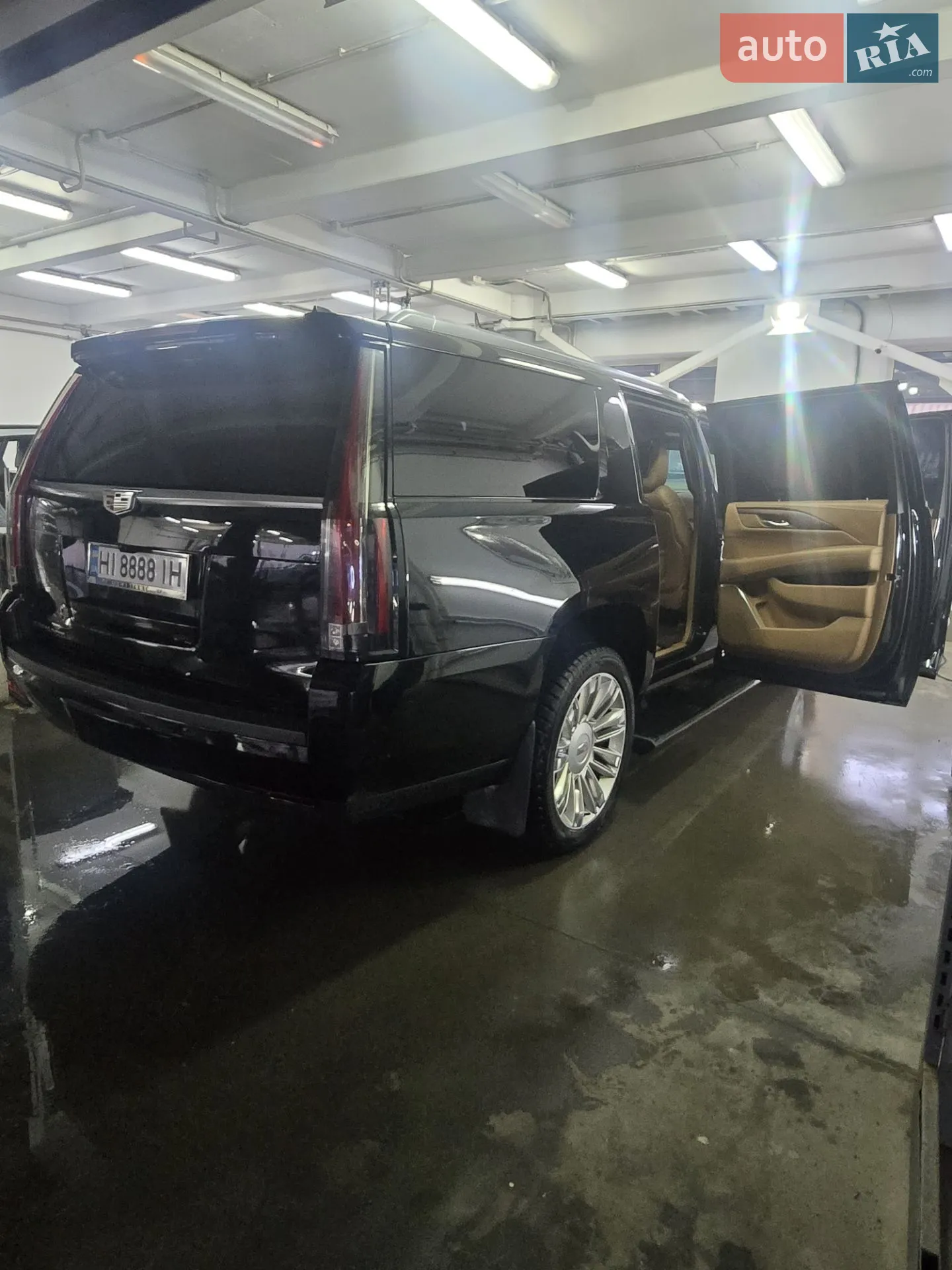 2017 Cadillac Escalade - мініатюра 50