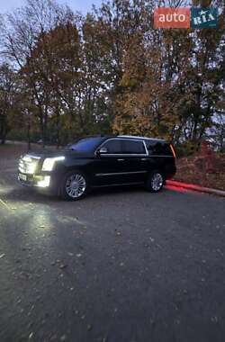 Позашляховик / Кросовер Cadillac Escalade 2017 в Полтаві