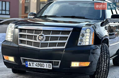 Позашляховик / Кросовер Cadillac Escalade 2011 в Тернополі