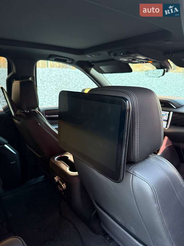 Позашляховик / Кросовер Cadillac Escalade 2022 в Києві