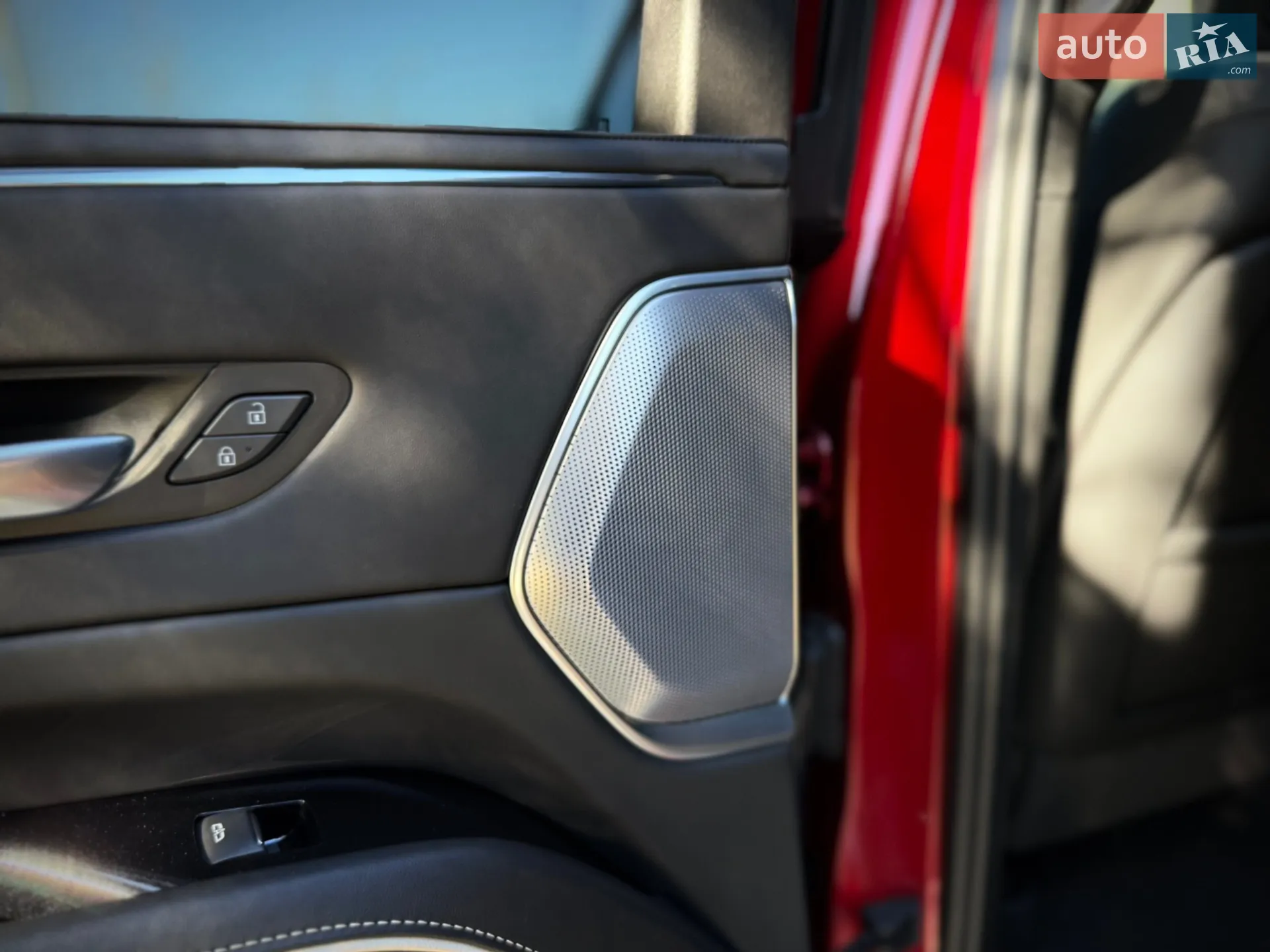 2024 Cadillac Escalade - мініатюра 44