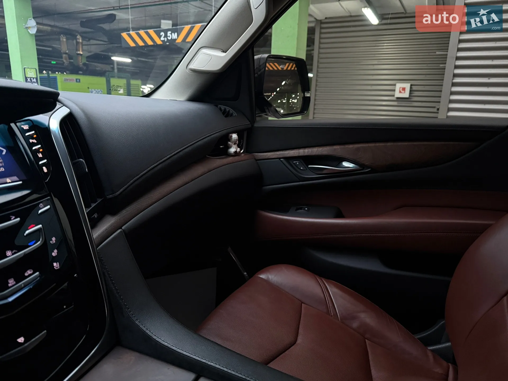 2014 Cadillac Escalade - мініатюра 40