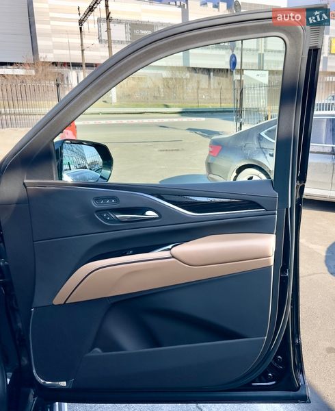 Позашляховик / Кросовер Cadillac Escalade 2021 в Києві
