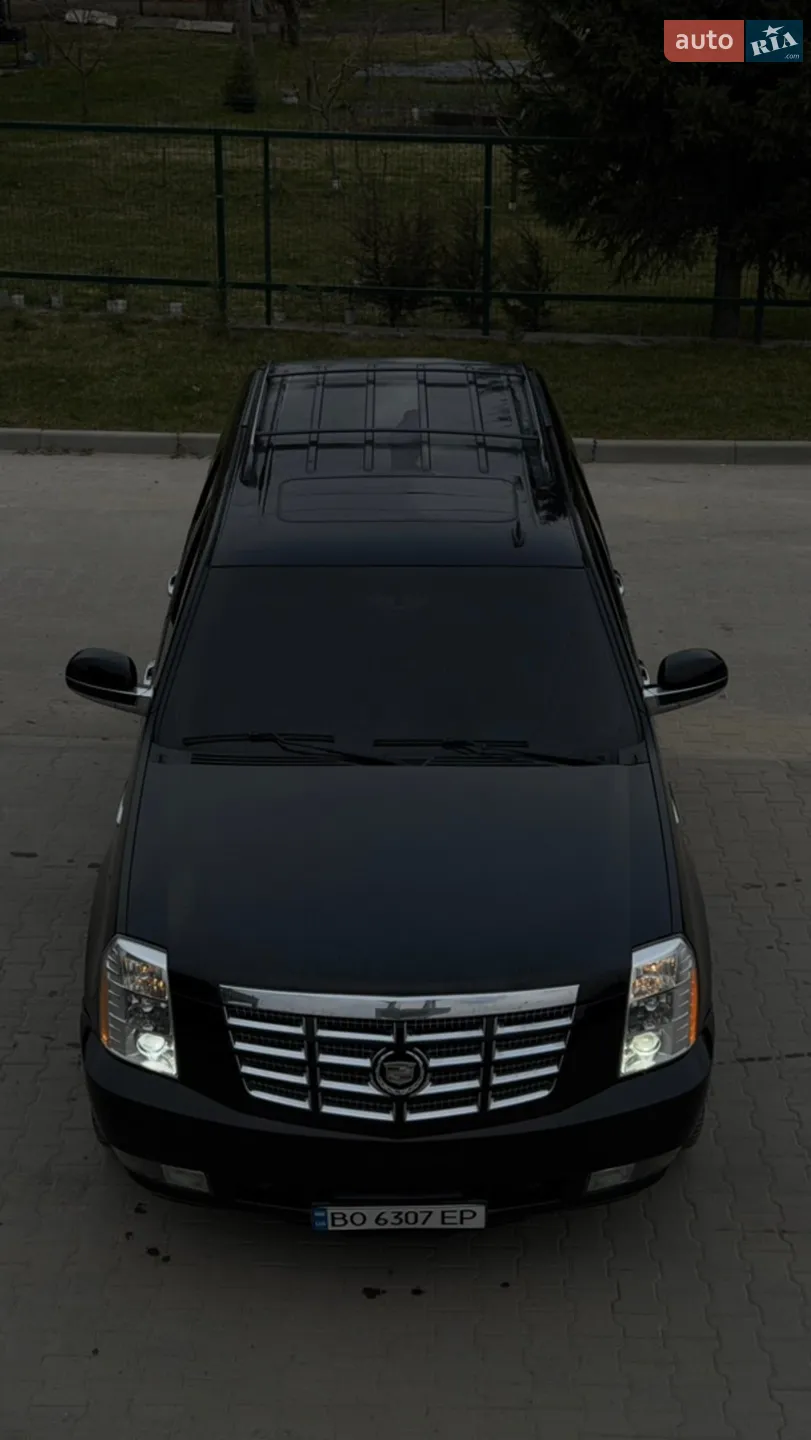 2011 Cadillac Escalade - мініатюра 2