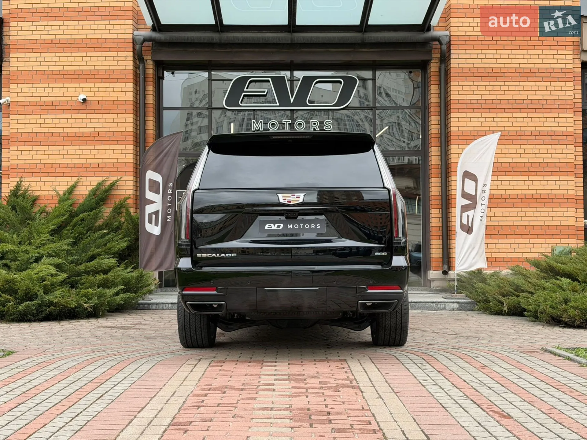 2025 Cadillac Escalade - мініатюра 4