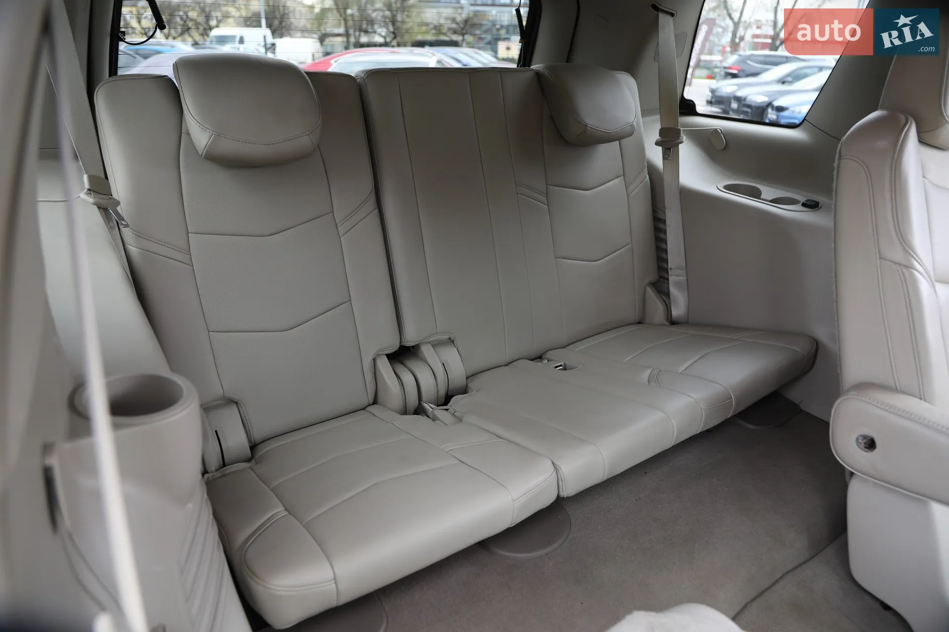 2014 Cadillac Escalade - мініатюра 13