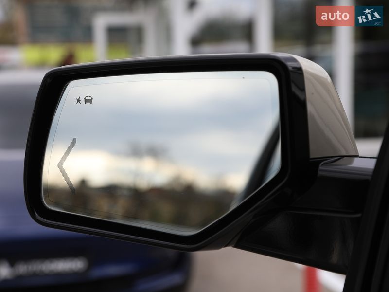 Позашляховик / Кросовер Cadillac Escalade 2014 в Харкові