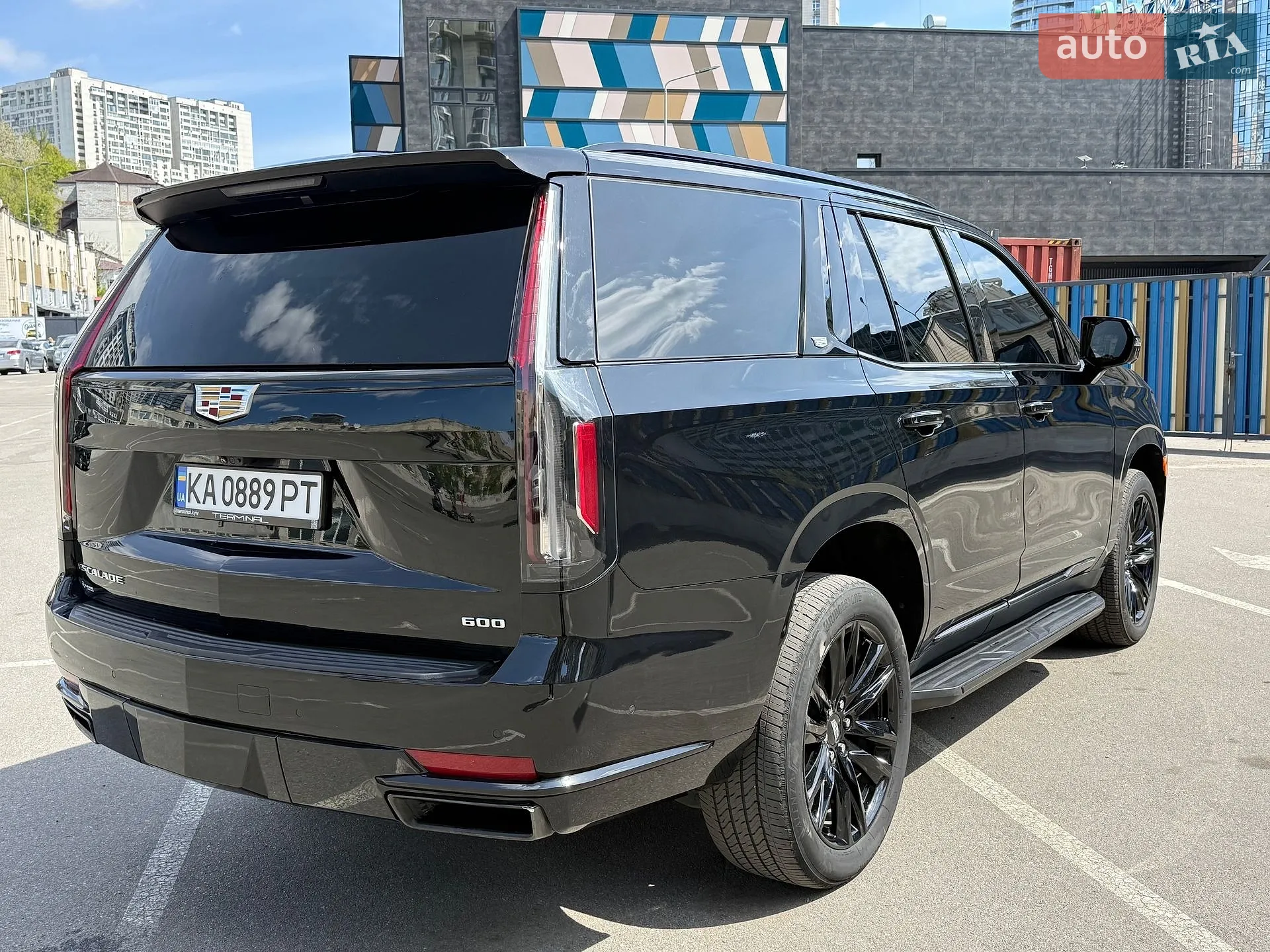 2021 Cadillac Escalade - мініатюра 10