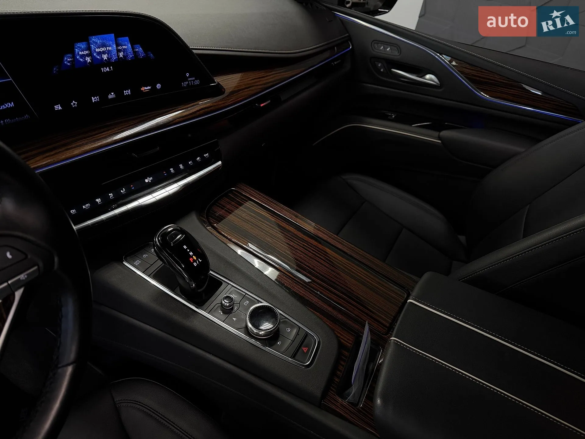2023 Cadillac Escalade - мініатюра 34