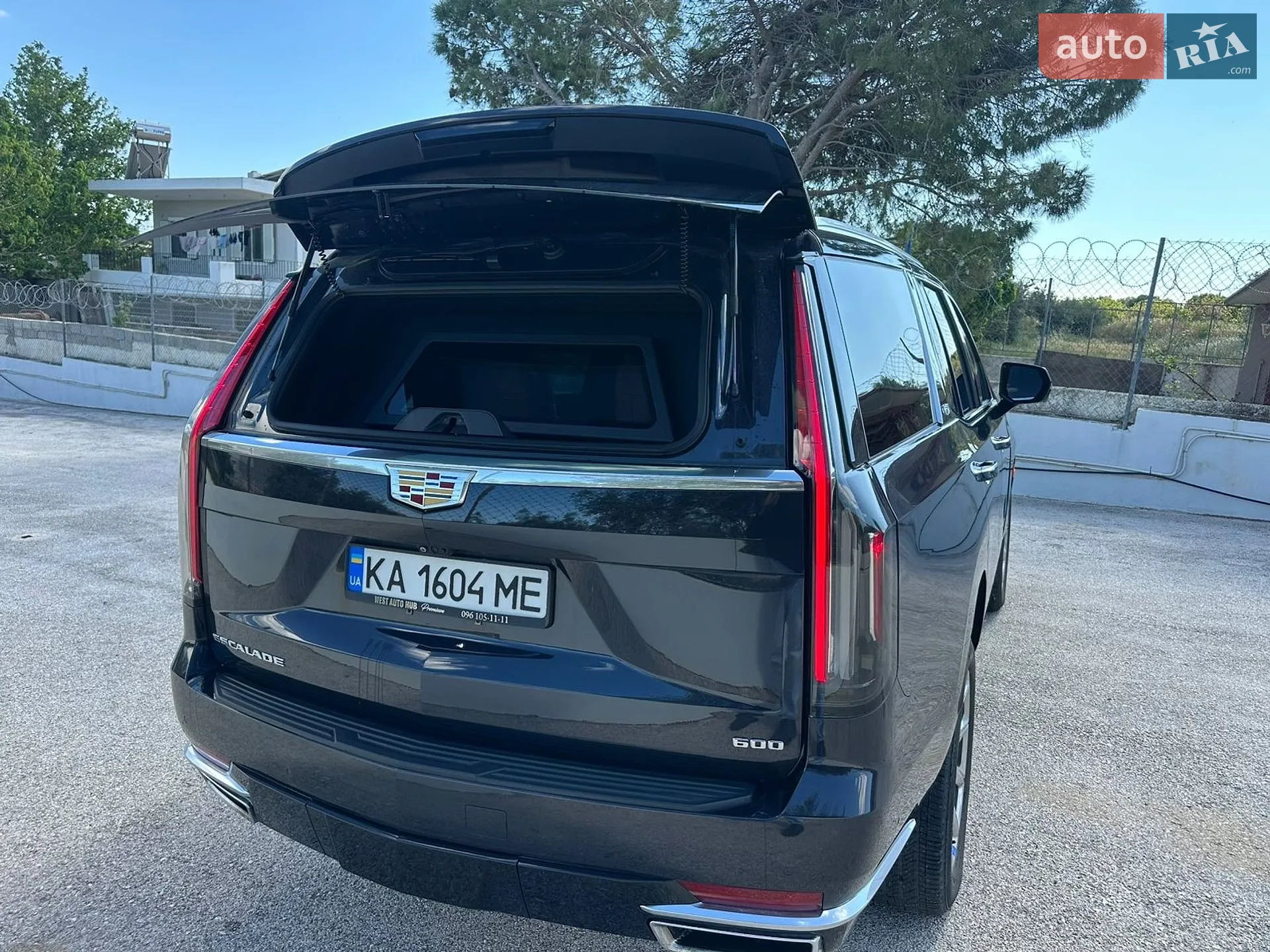 2022 Cadillac Escalade - мініатюра 6