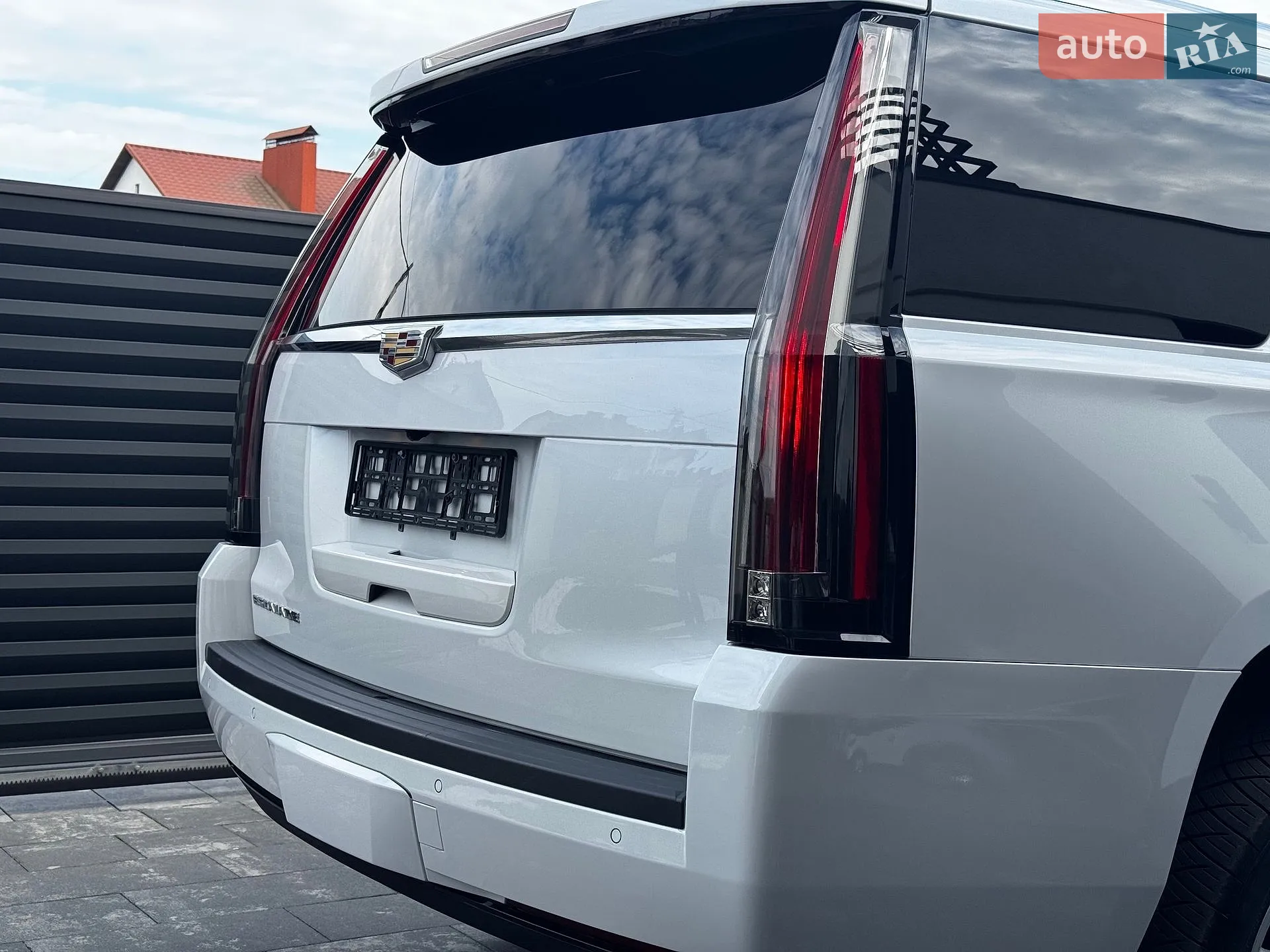 2016 Cadillac Escalade - мініатюра 27