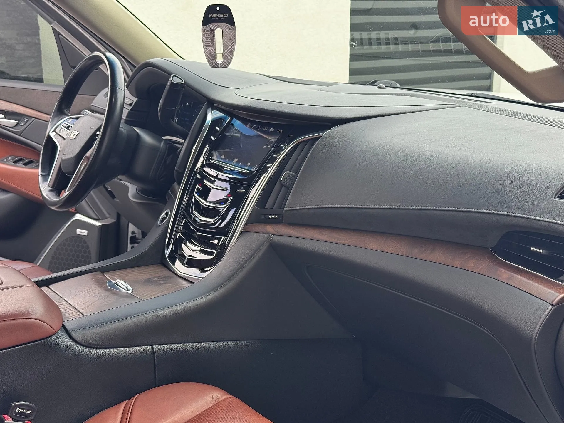 2016 Cadillac Escalade - мініатюра 61