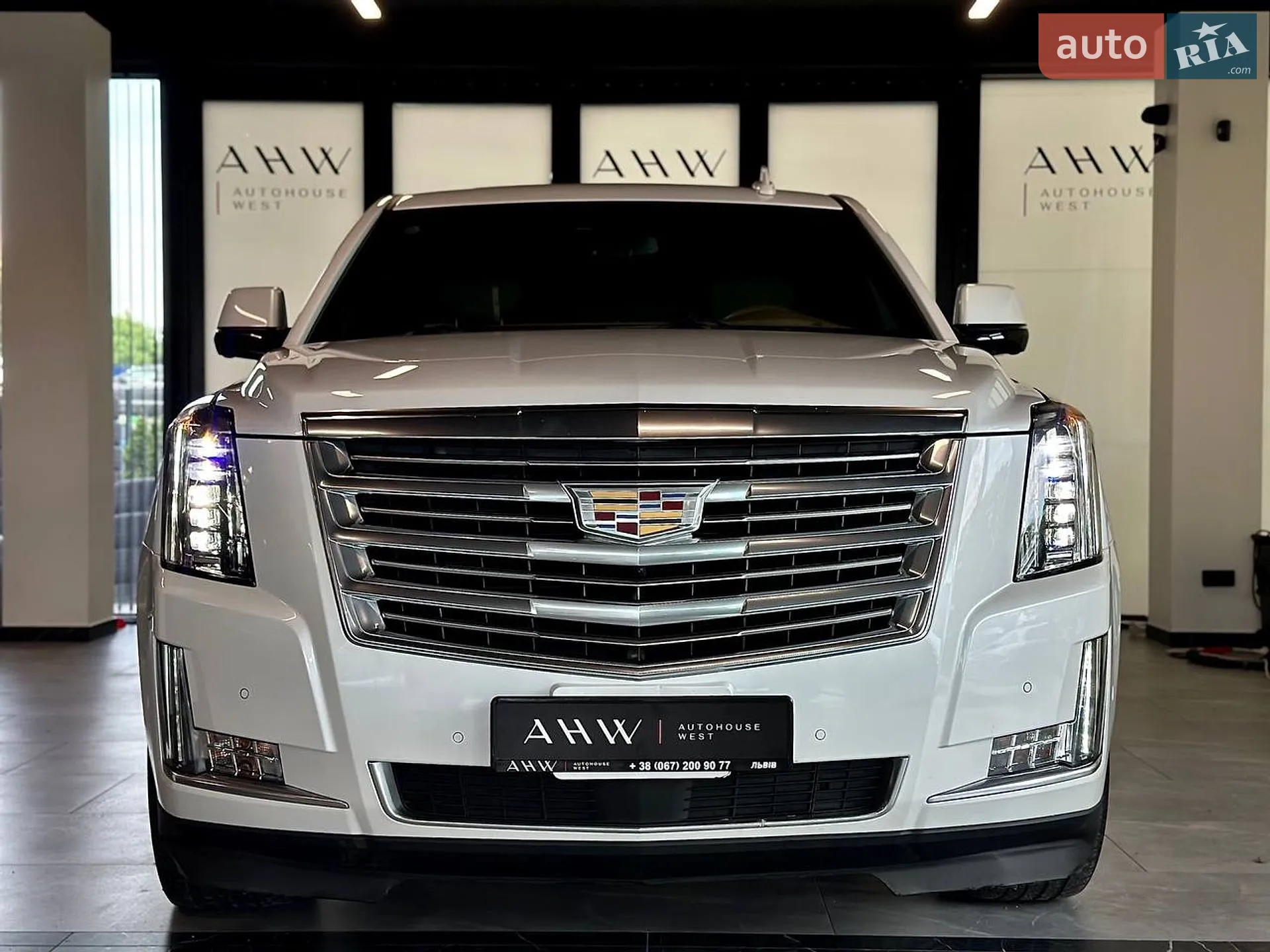 2017 Cadillac Escalade - мініатюра 2