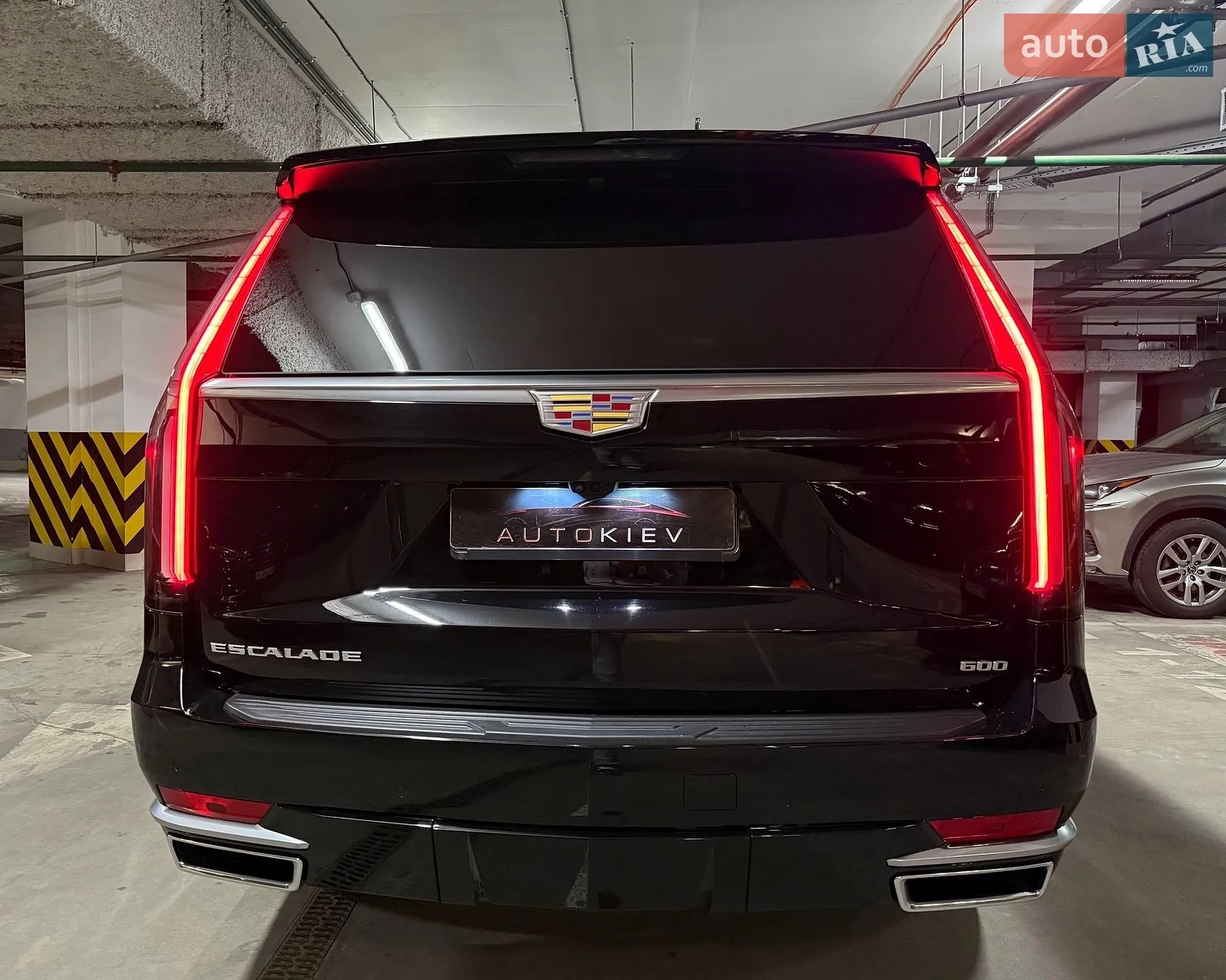 2022 Cadillac Escalade - мініатюра 18