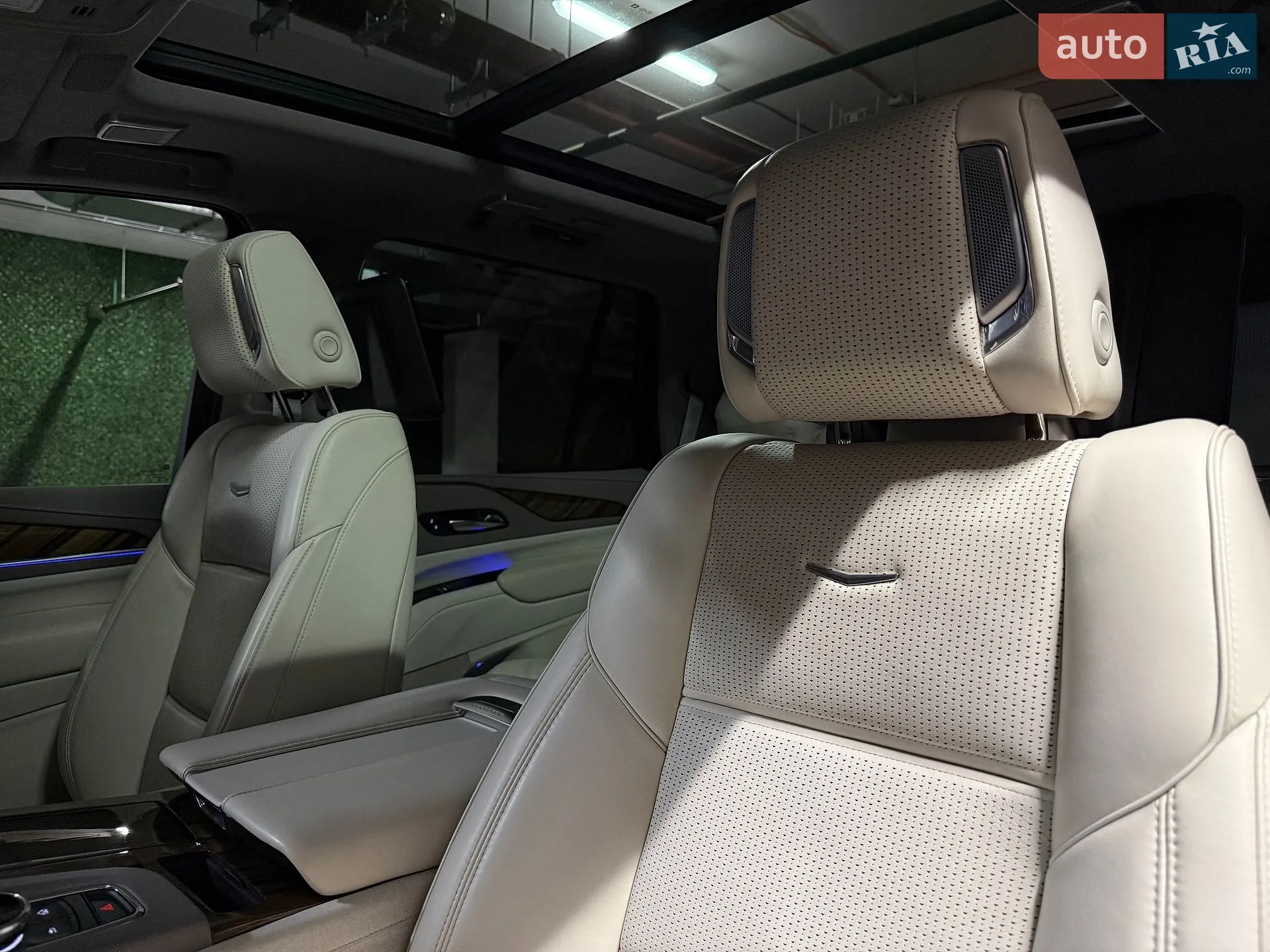 2022 Cadillac Escalade - мініатюра 40