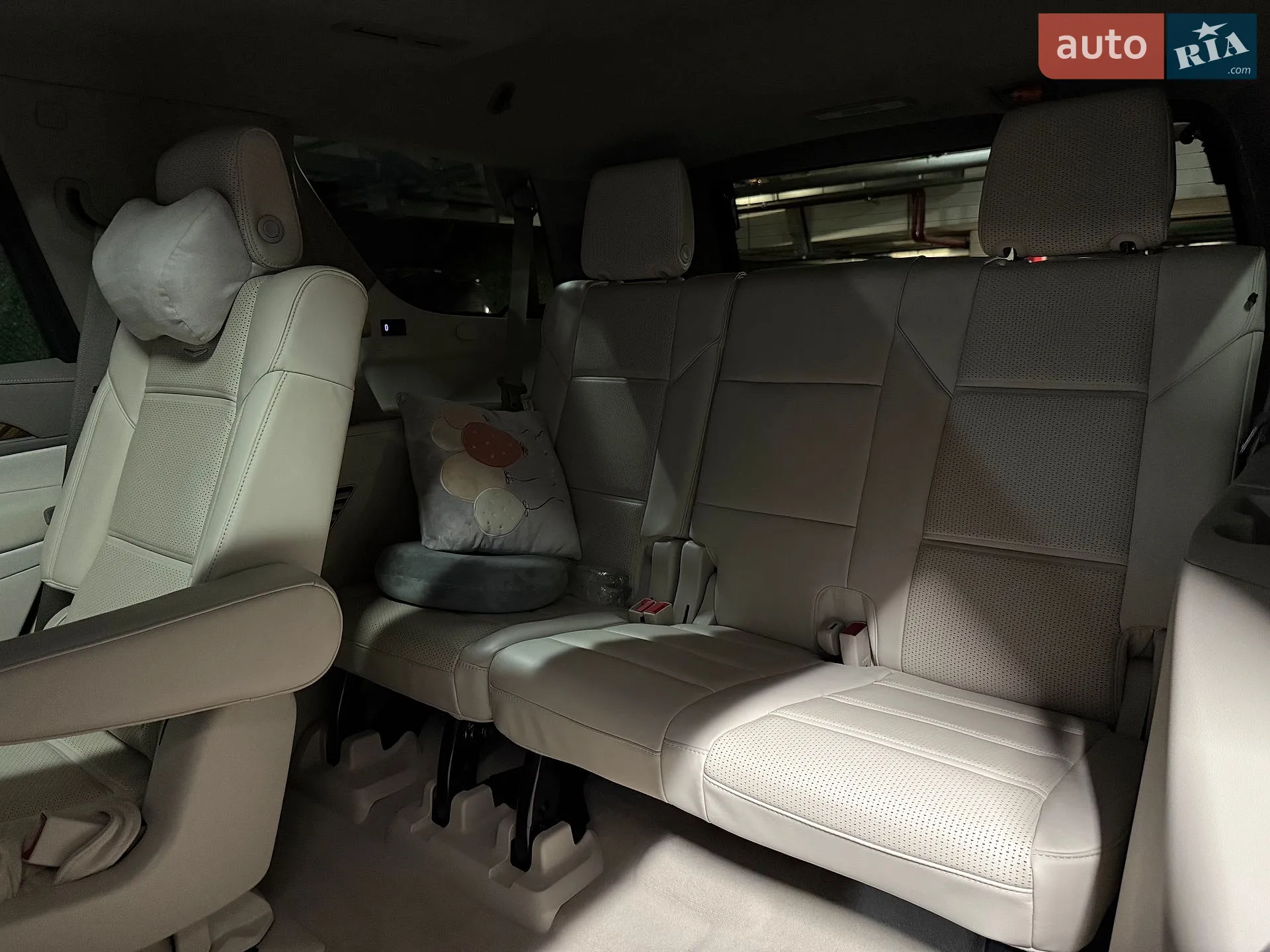 2022 Cadillac Escalade - мініатюра 92