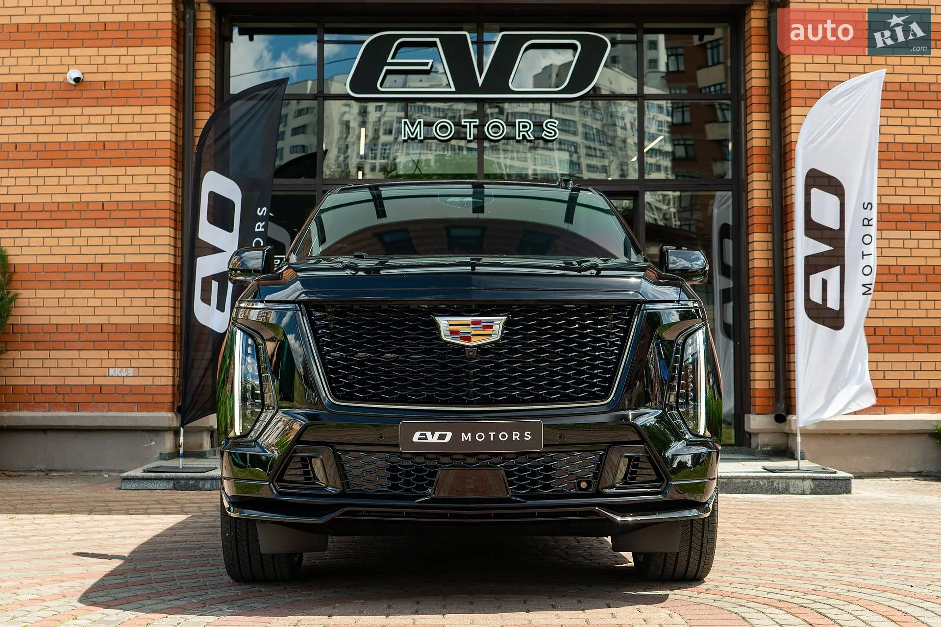 2026 Cadillac Escalade - мініатюра 28