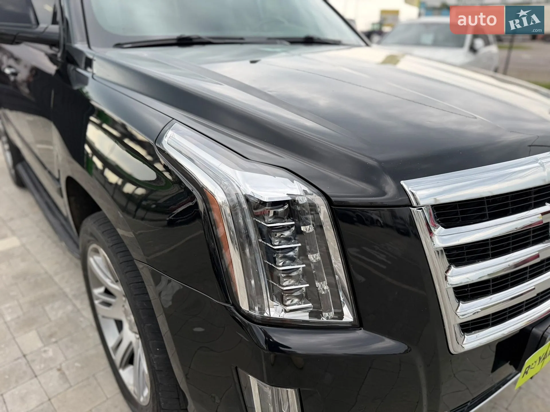 2017 Cadillac Escalade - мініатюра 11