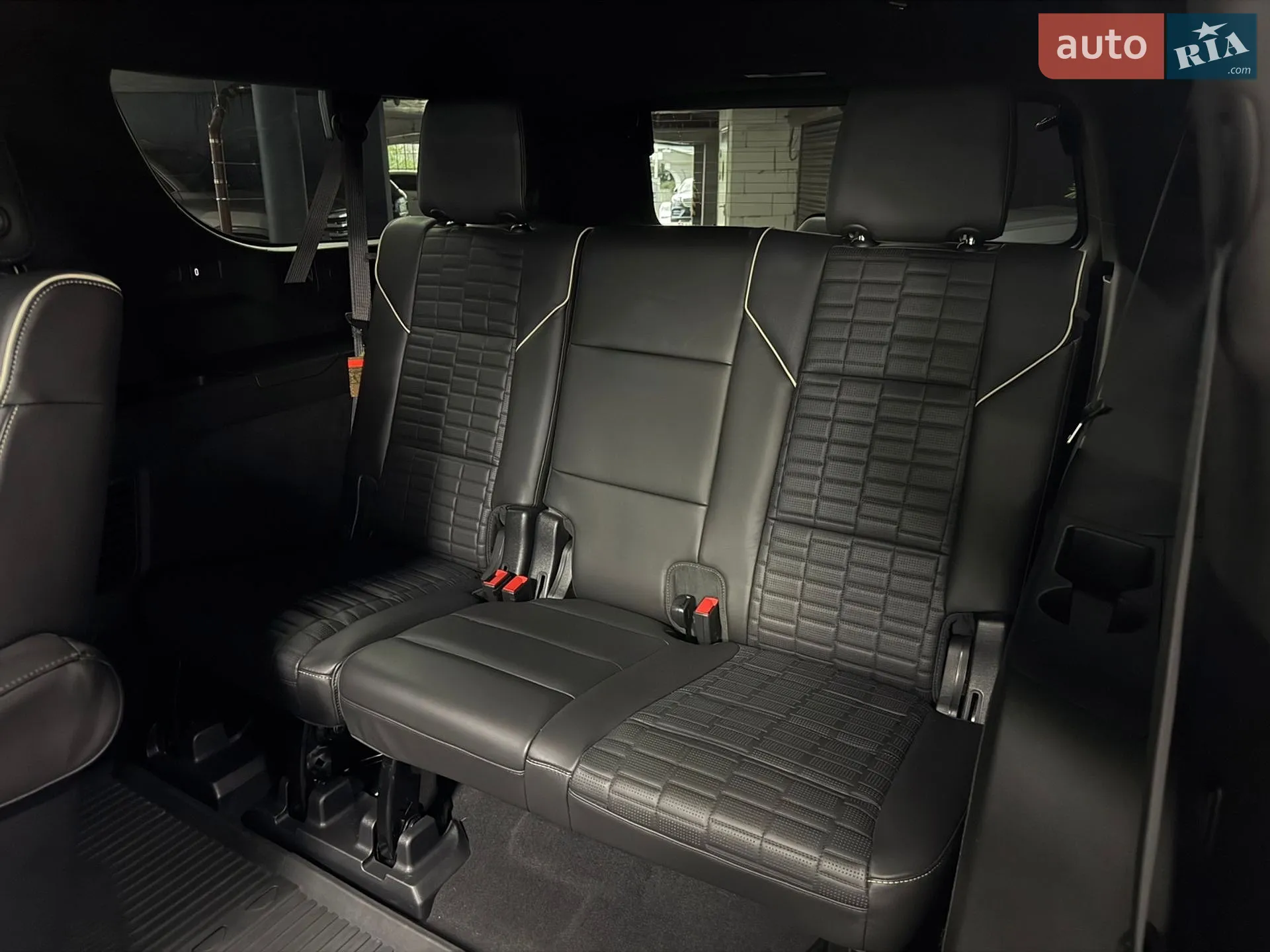 2021 Cadillac Escalade - мініатюра 25