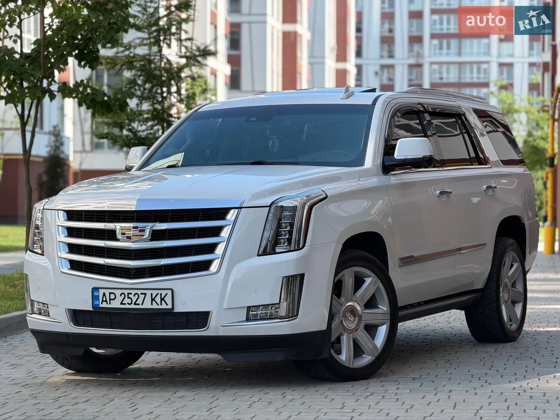 2016 Cadillac Escalade - фото 1