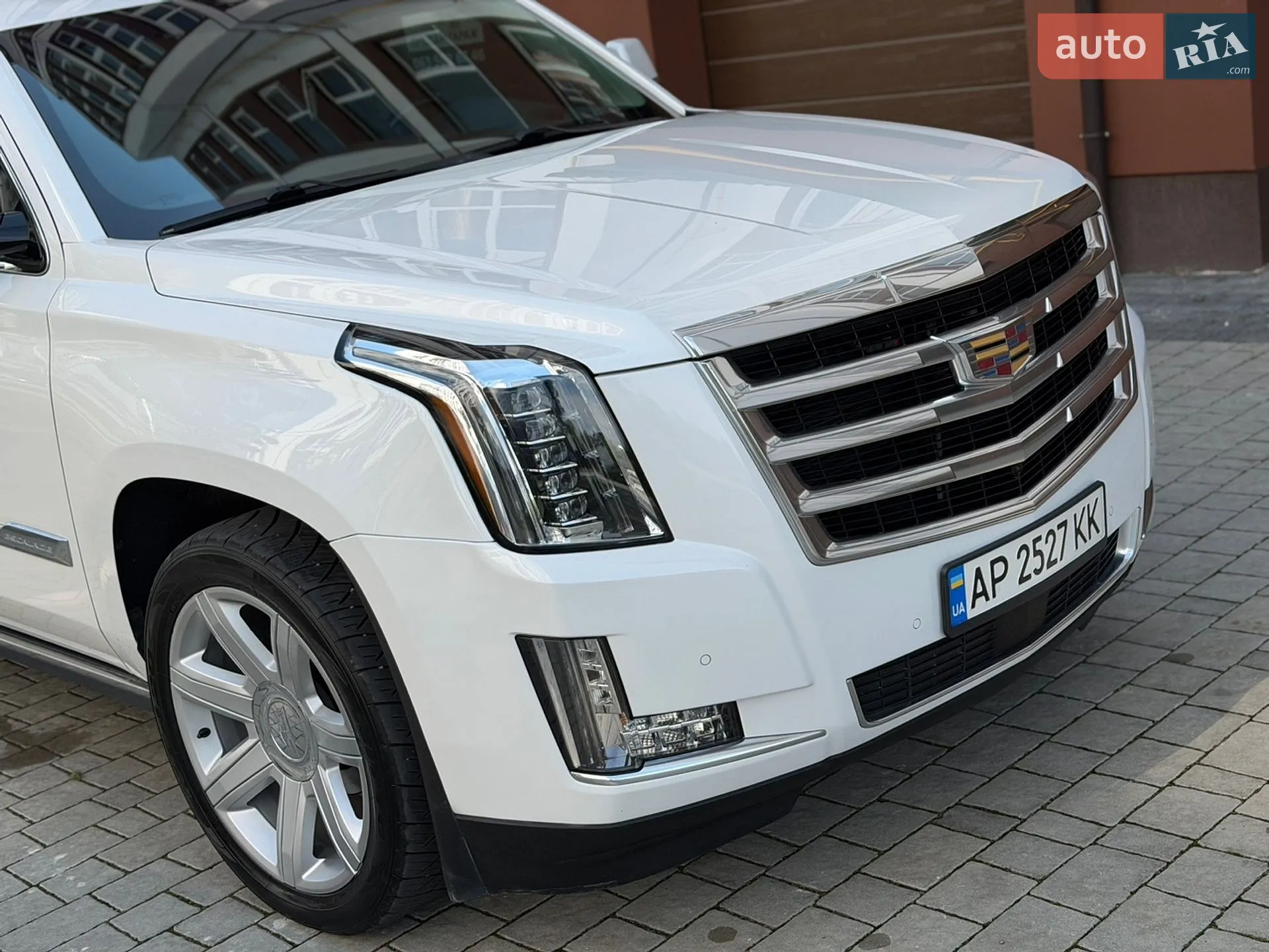 2016 Cadillac Escalade - мініатюра 15