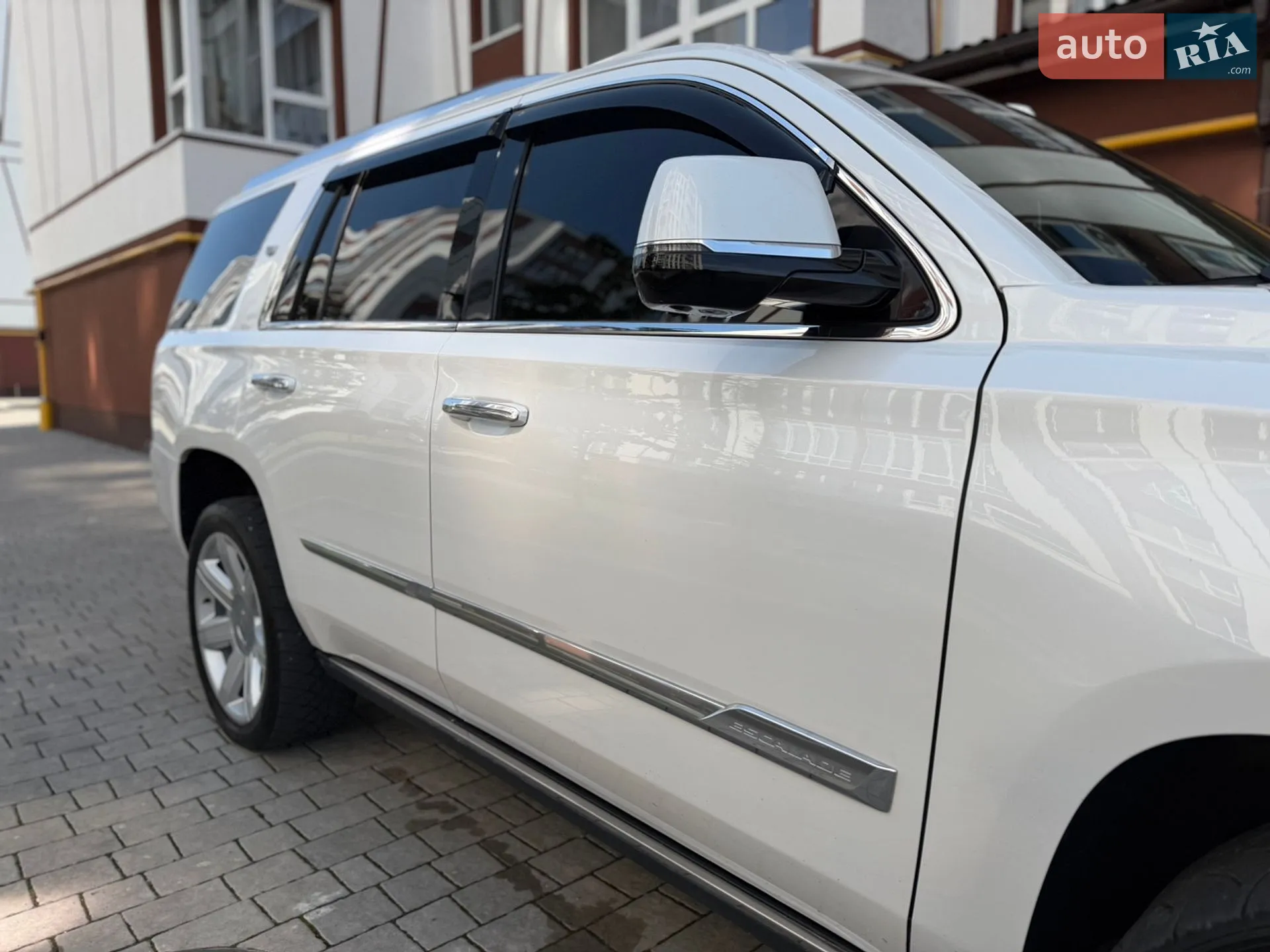 2016 Cadillac Escalade - мініатюра 20