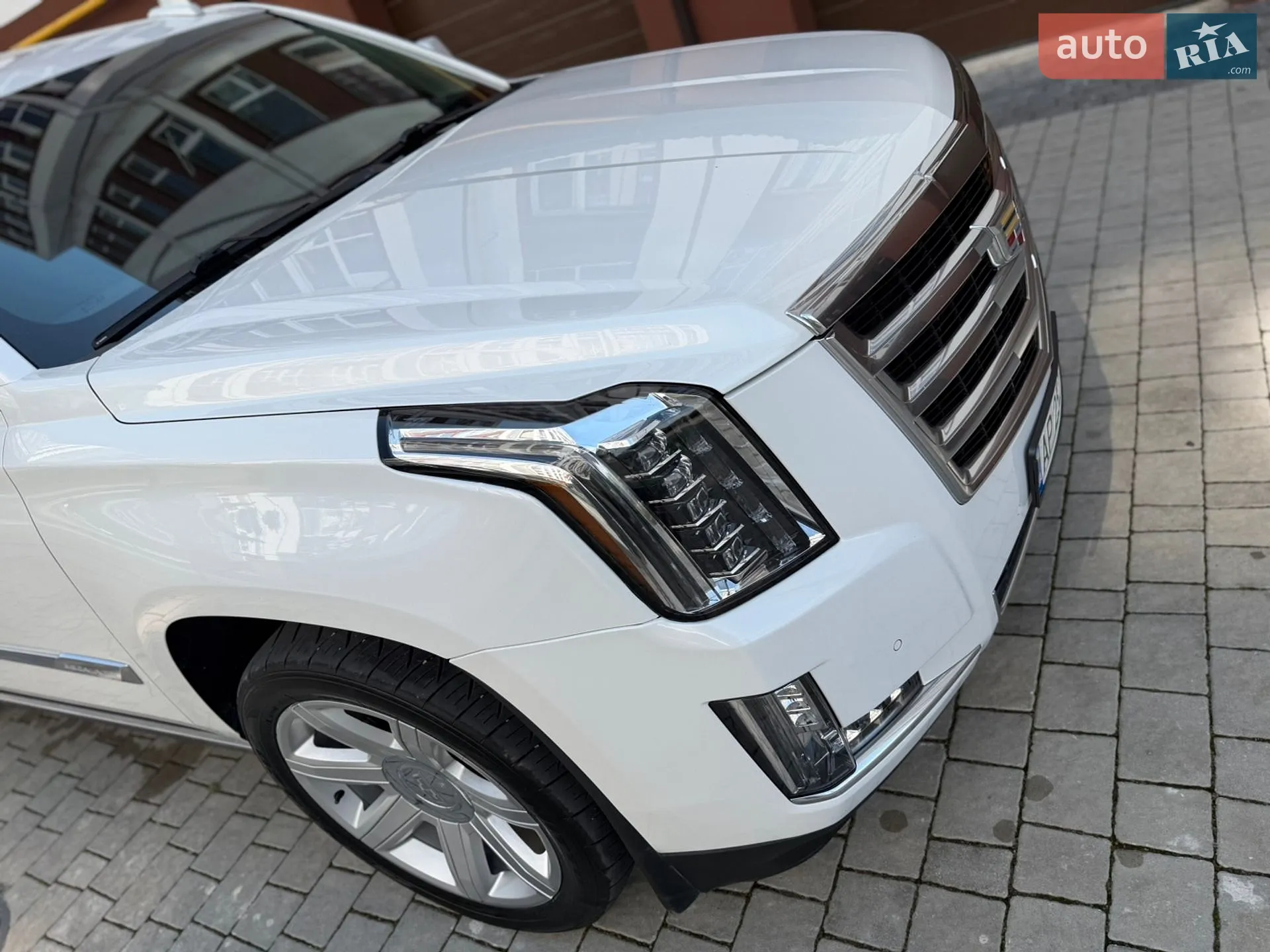 2016 Cadillac Escalade - мініатюра 17