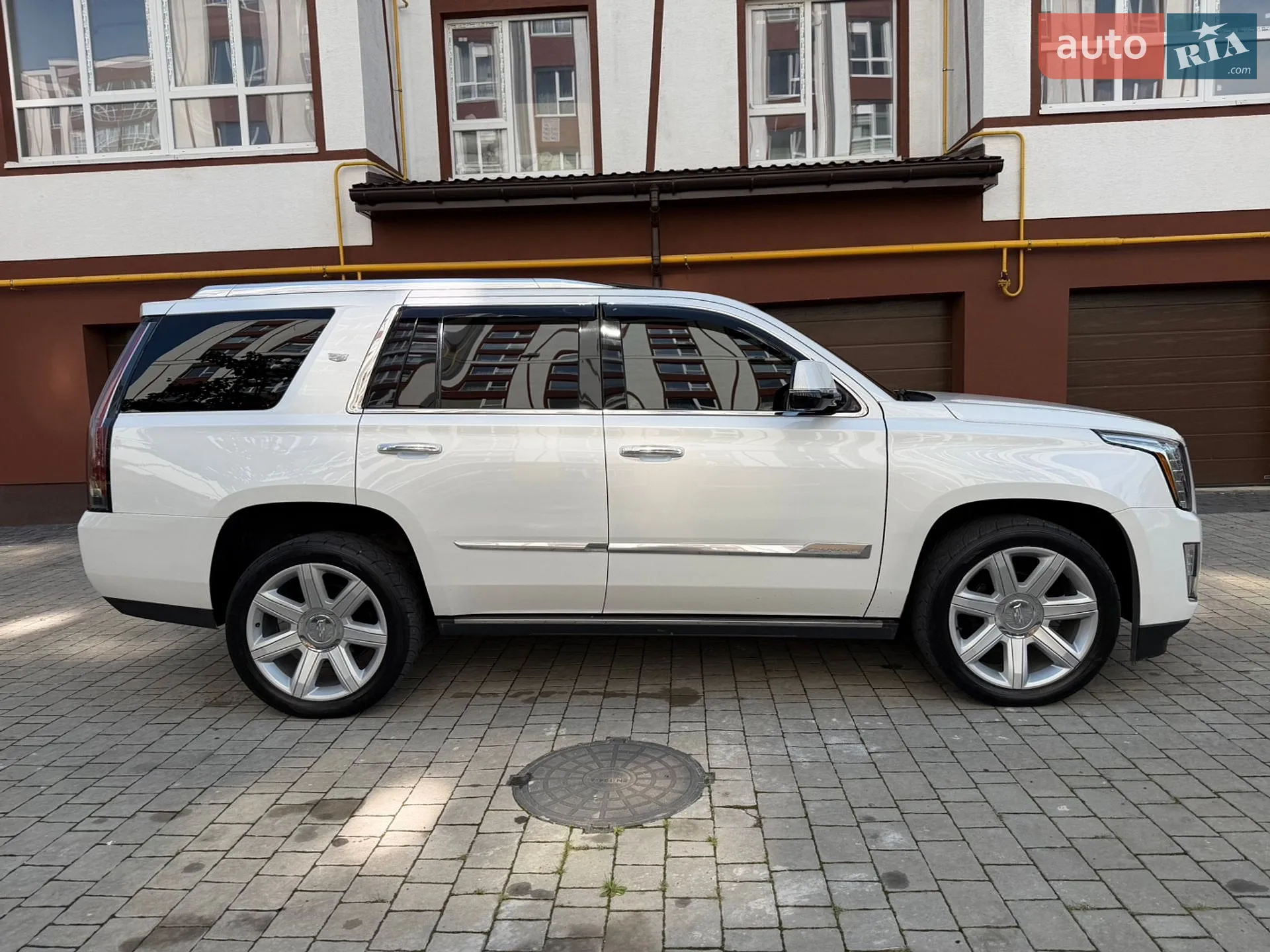 2016 Cadillac Escalade - мініатюра 22