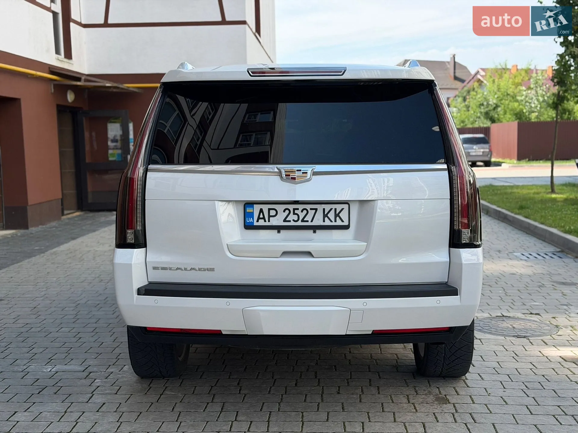 2016 Cadillac Escalade - мініатюра 25