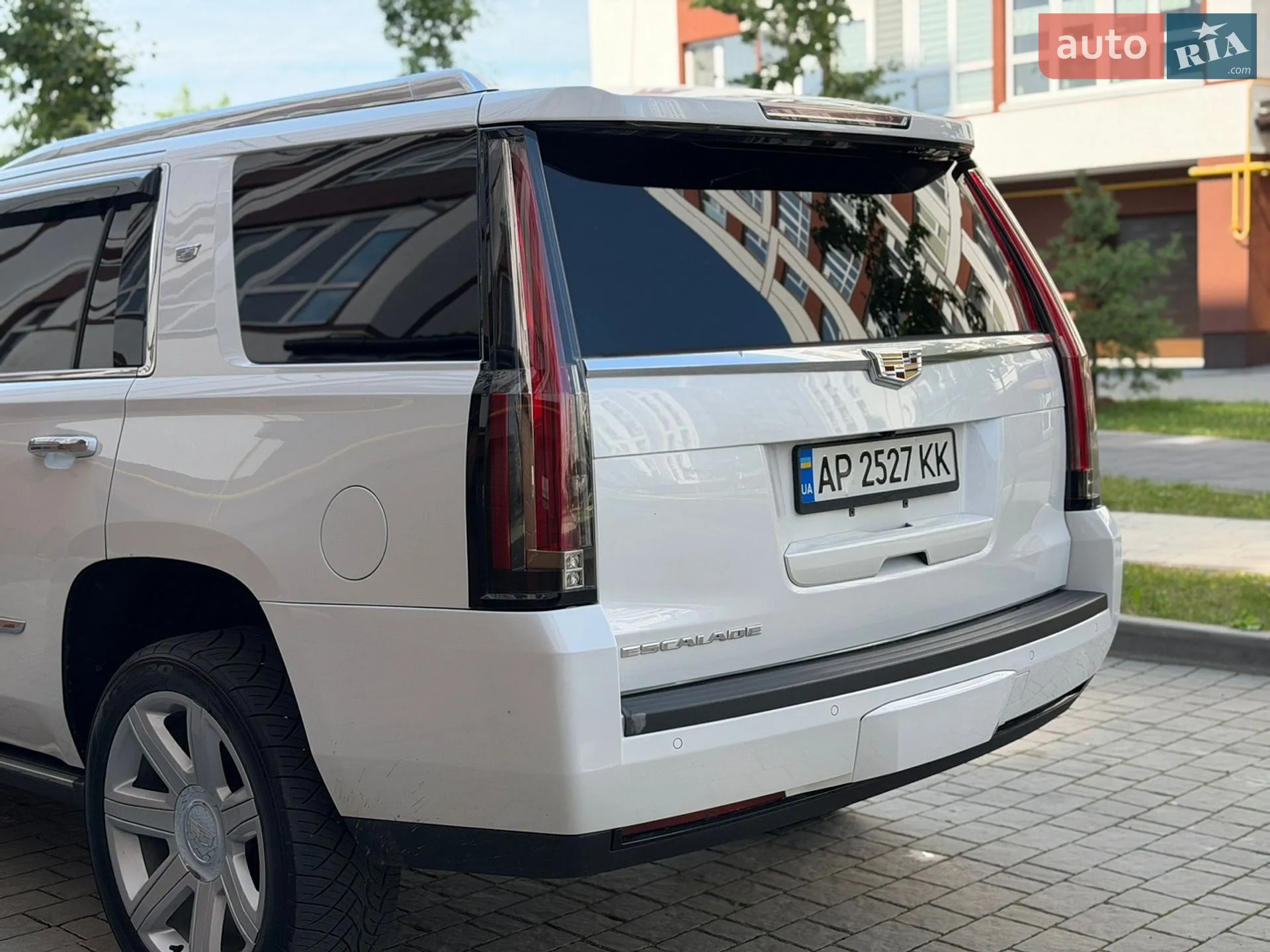 2016 Cadillac Escalade - мініатюра 30