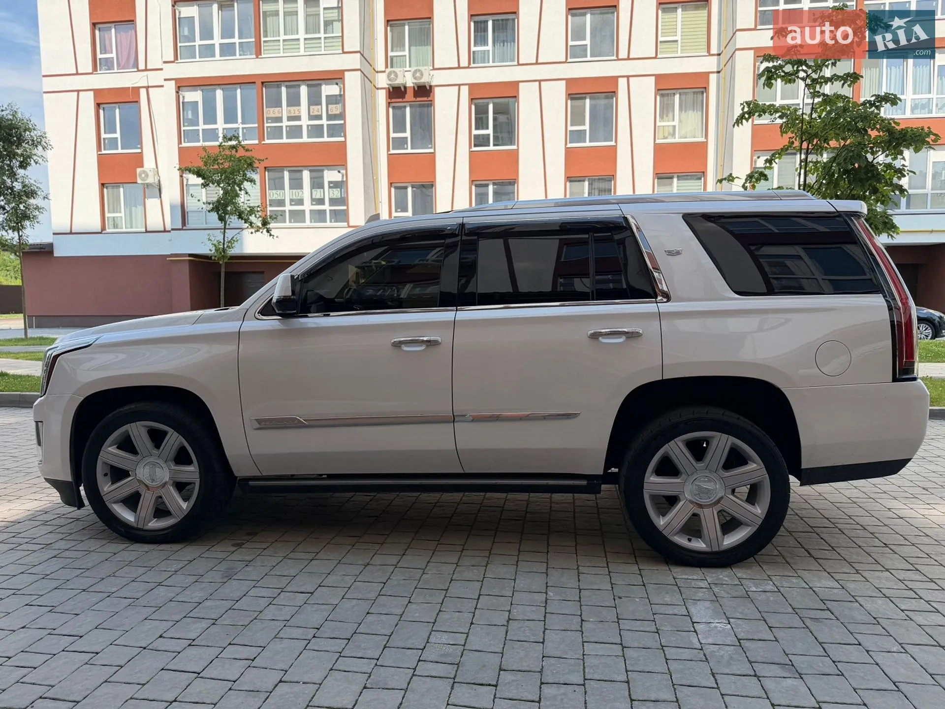 2016 Cadillac Escalade - мініатюра 34