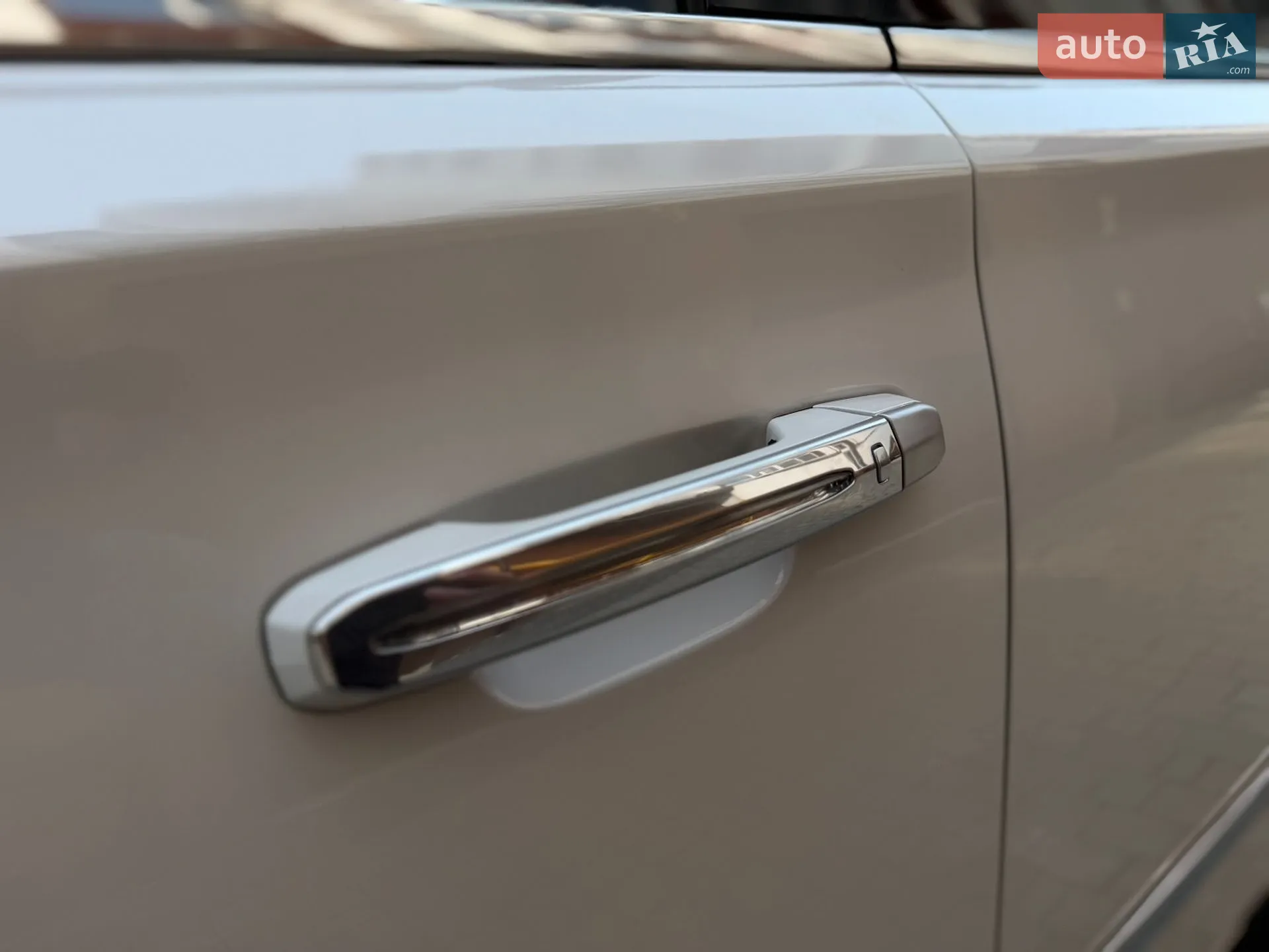 2016 Cadillac Escalade - мініатюра 36