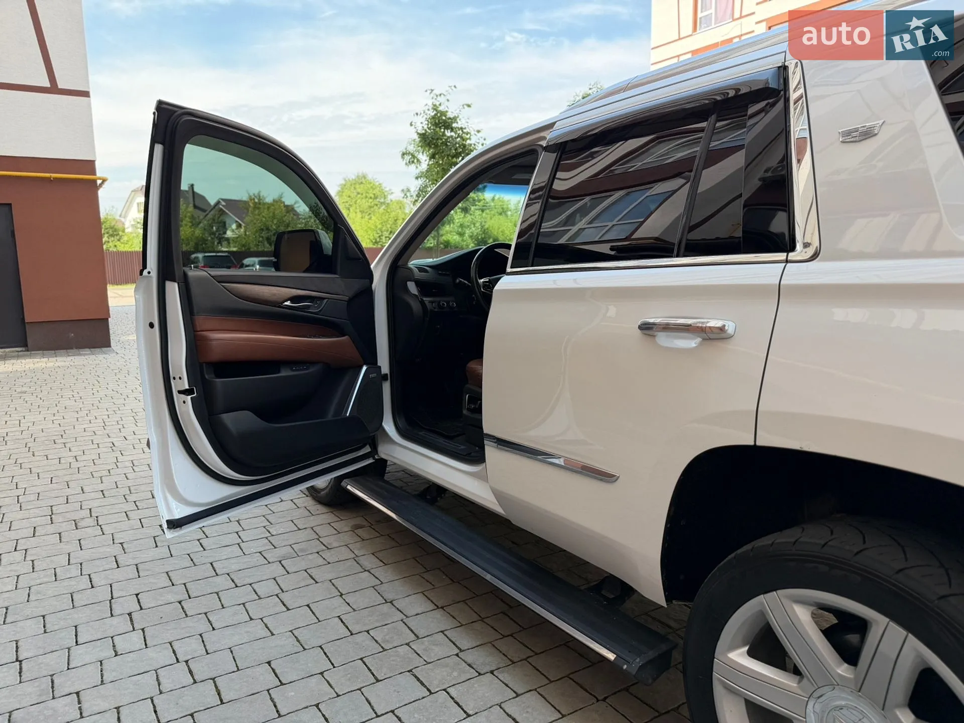 2016 Cadillac Escalade - мініатюра 38