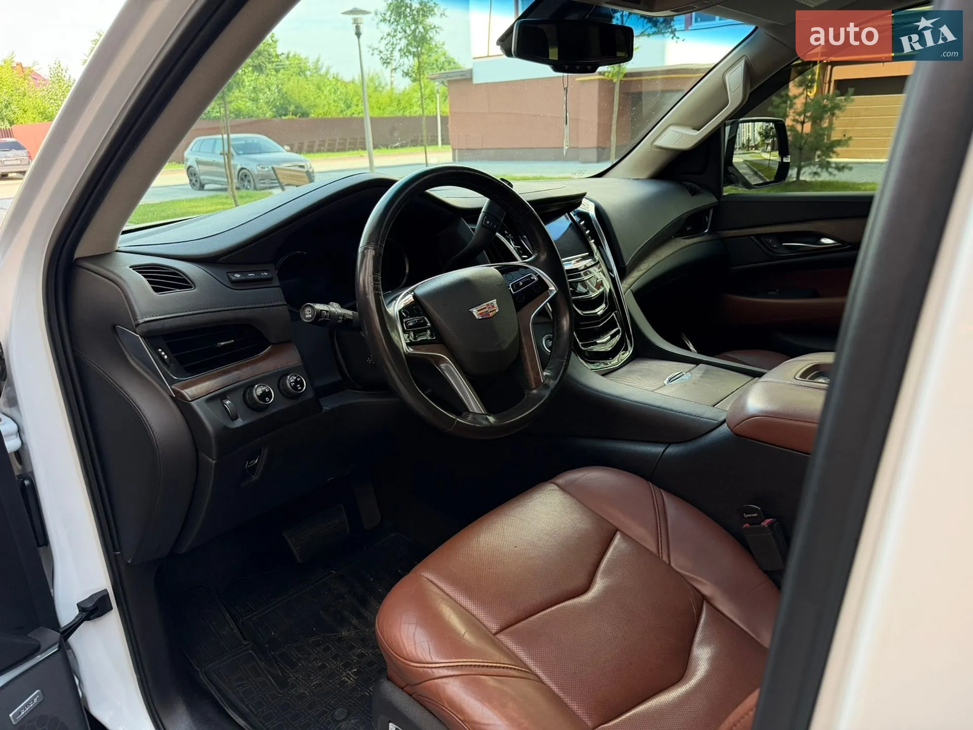 2016 Cadillac Escalade - мініатюра 44