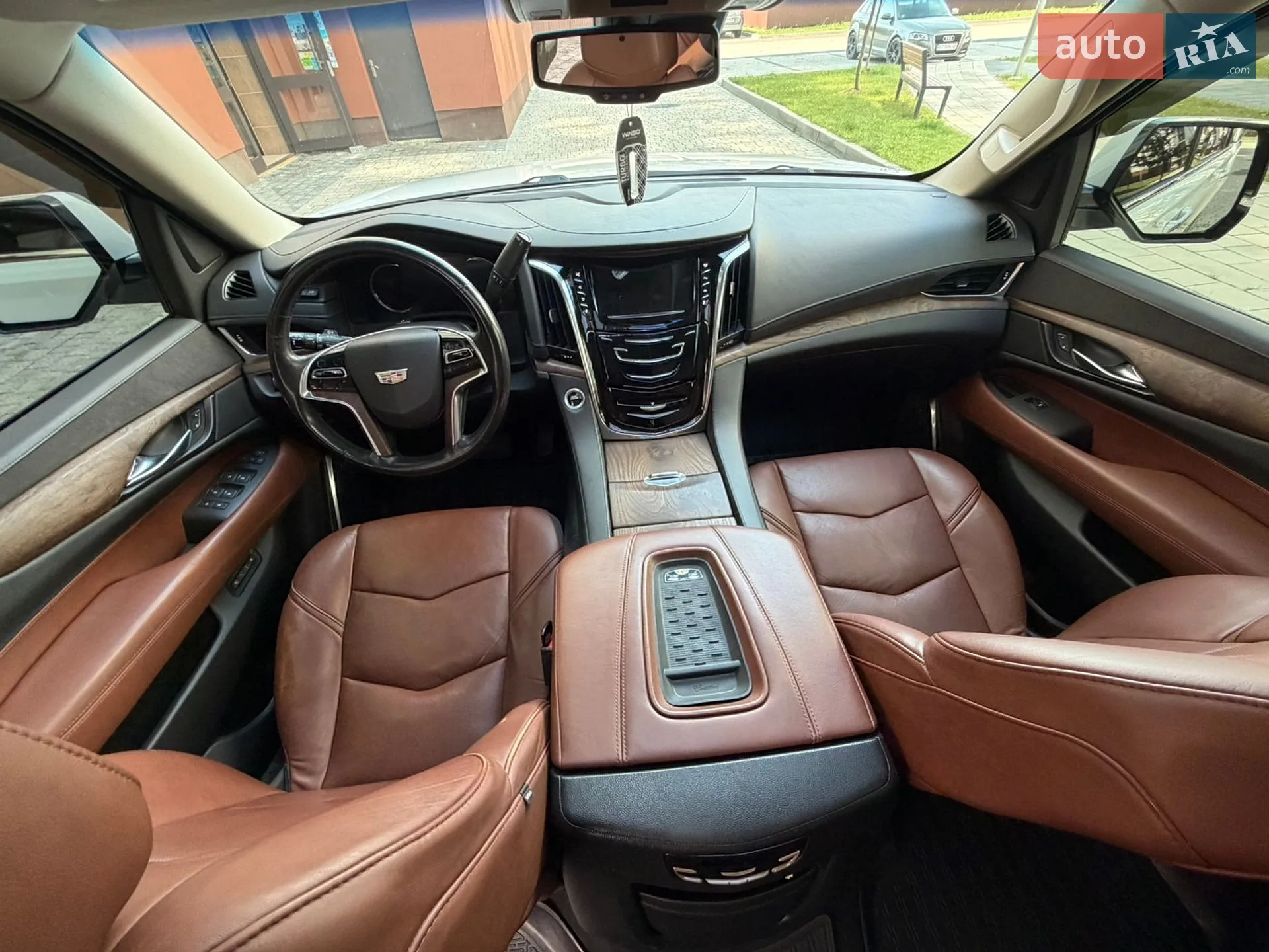 2016 Cadillac Escalade - мініатюра 53