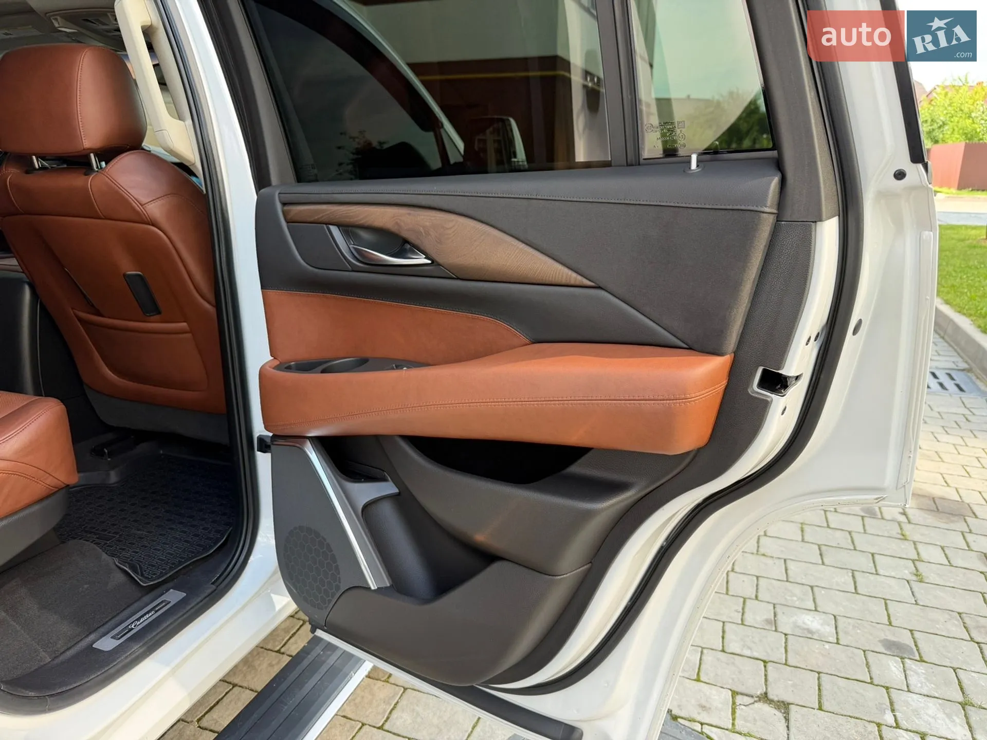 2016 Cadillac Escalade - мініатюра 67