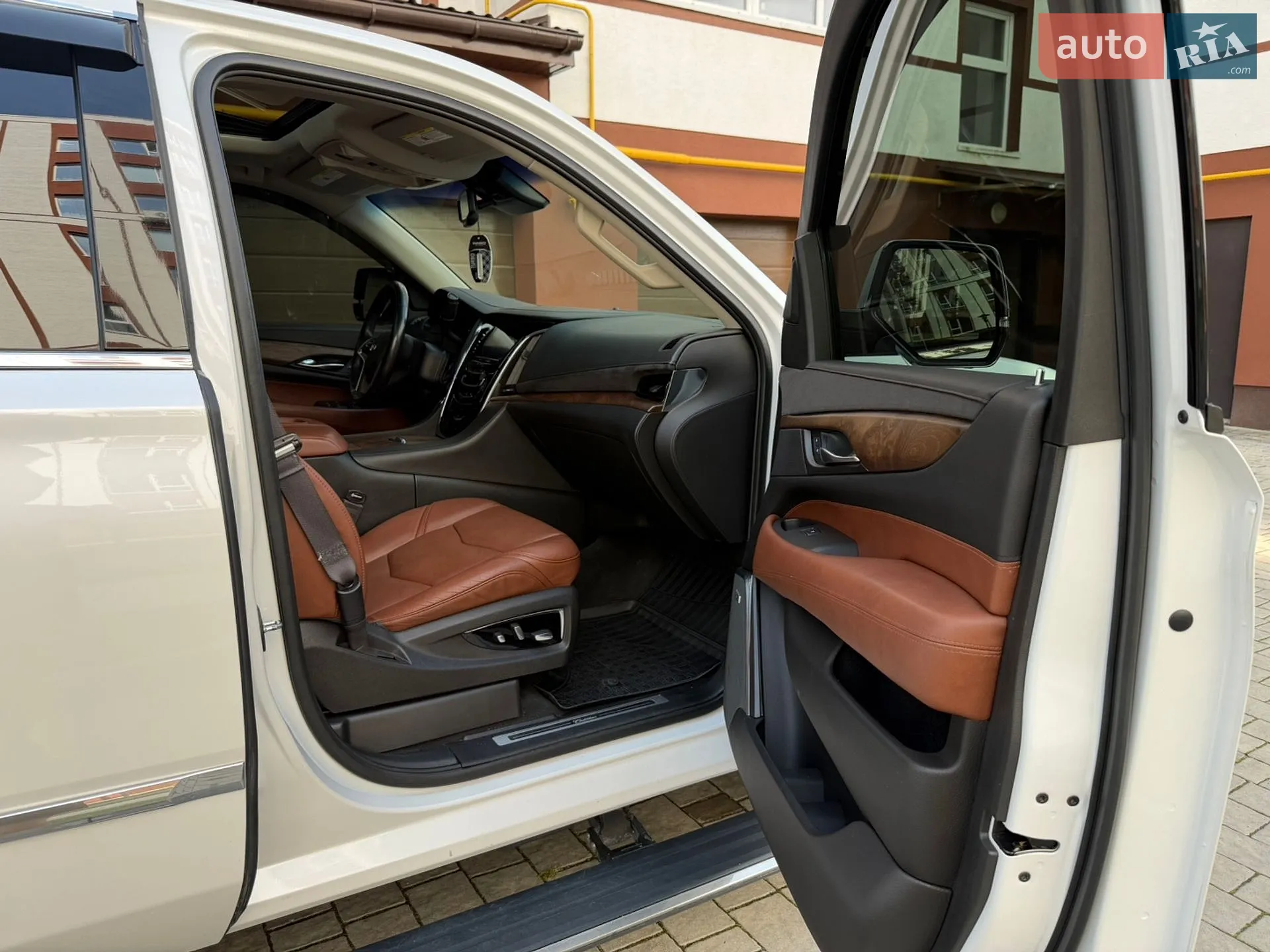 2016 Cadillac Escalade - мініатюра 74
