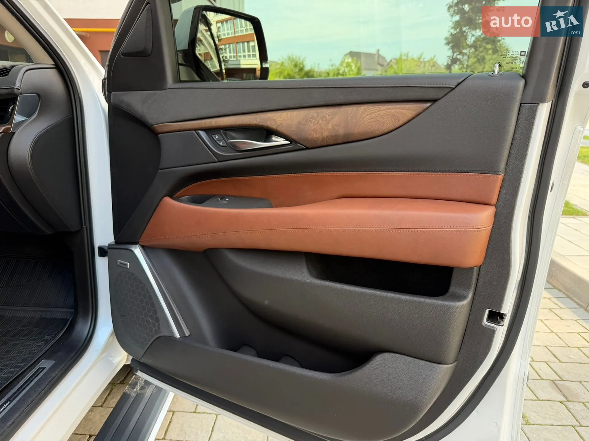 2016 Cadillac Escalade - мініатюра 75