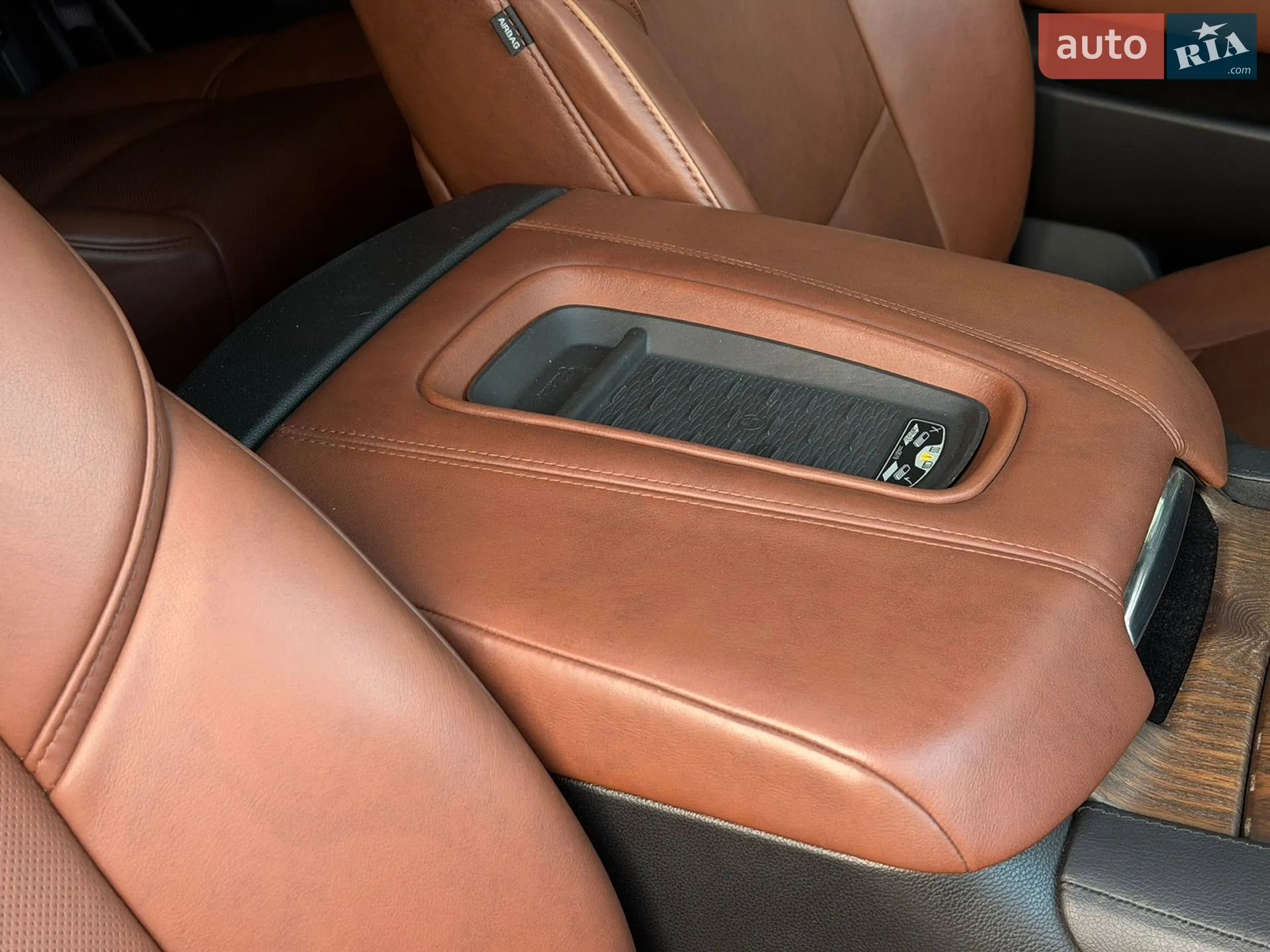 2016 Cadillac Escalade - мініатюра 85