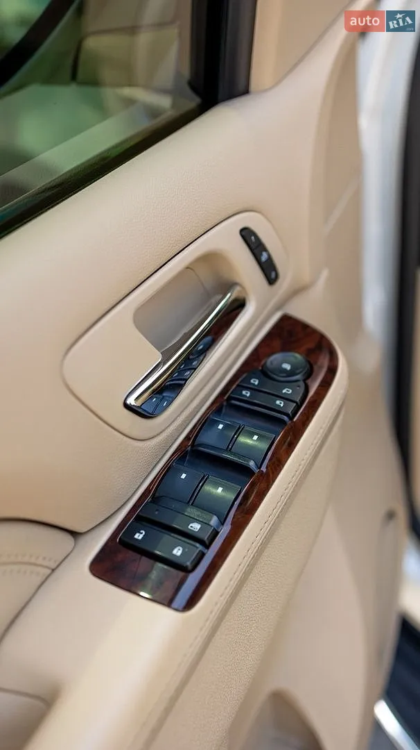 2012 Cadillac Escalade - мініатюра 20