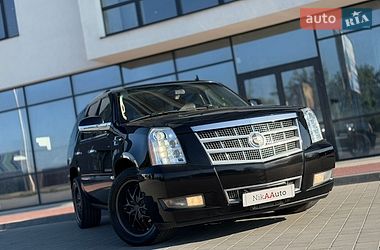 Позашляховик / Кросовер Cadillac Escalade 2012 в Івано-Франківську
