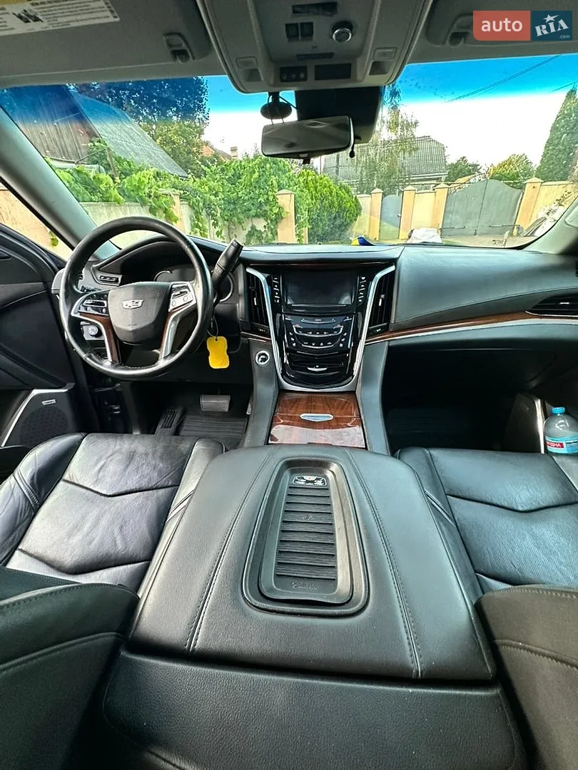 2018 Cadillac Escalade - мініатюра 21