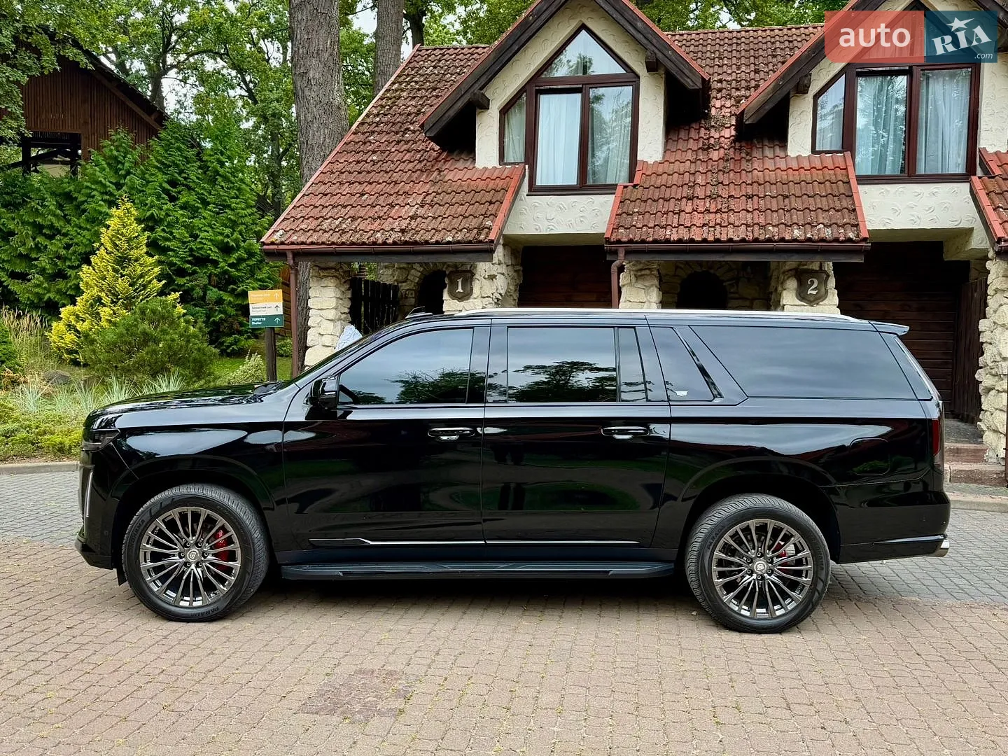 2021 Cadillac Escalade - мініатюра 27