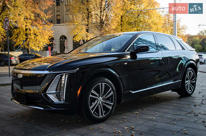Внедорожник / Кроссовер Cadillac Lyriq 2023 в 