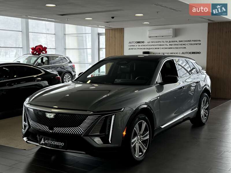 Позашляховик / Кросовер Cadillac Lyriq 2024 в 