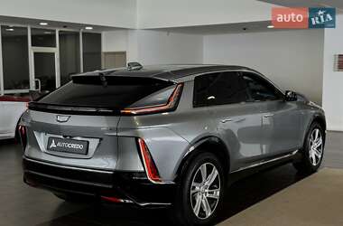 Позашляховик / Кросовер Cadillac Lyriq 2024 в 