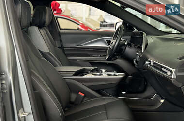 Позашляховик / Кросовер Cadillac Lyriq 2024 в 